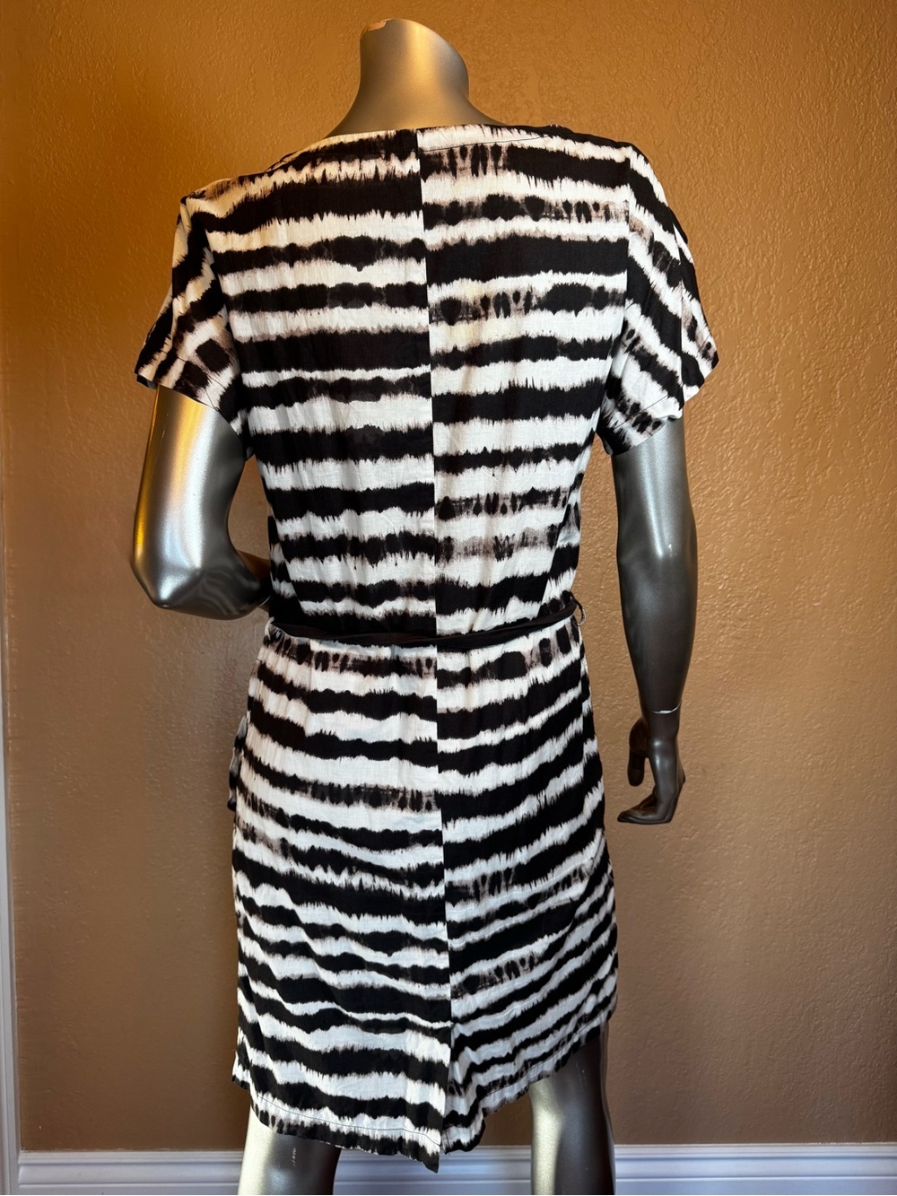 Max Mara Weekend Brown & Cream Tiger Stripe Lightweight Cotton Knee length Dress - Picture 10 of 15